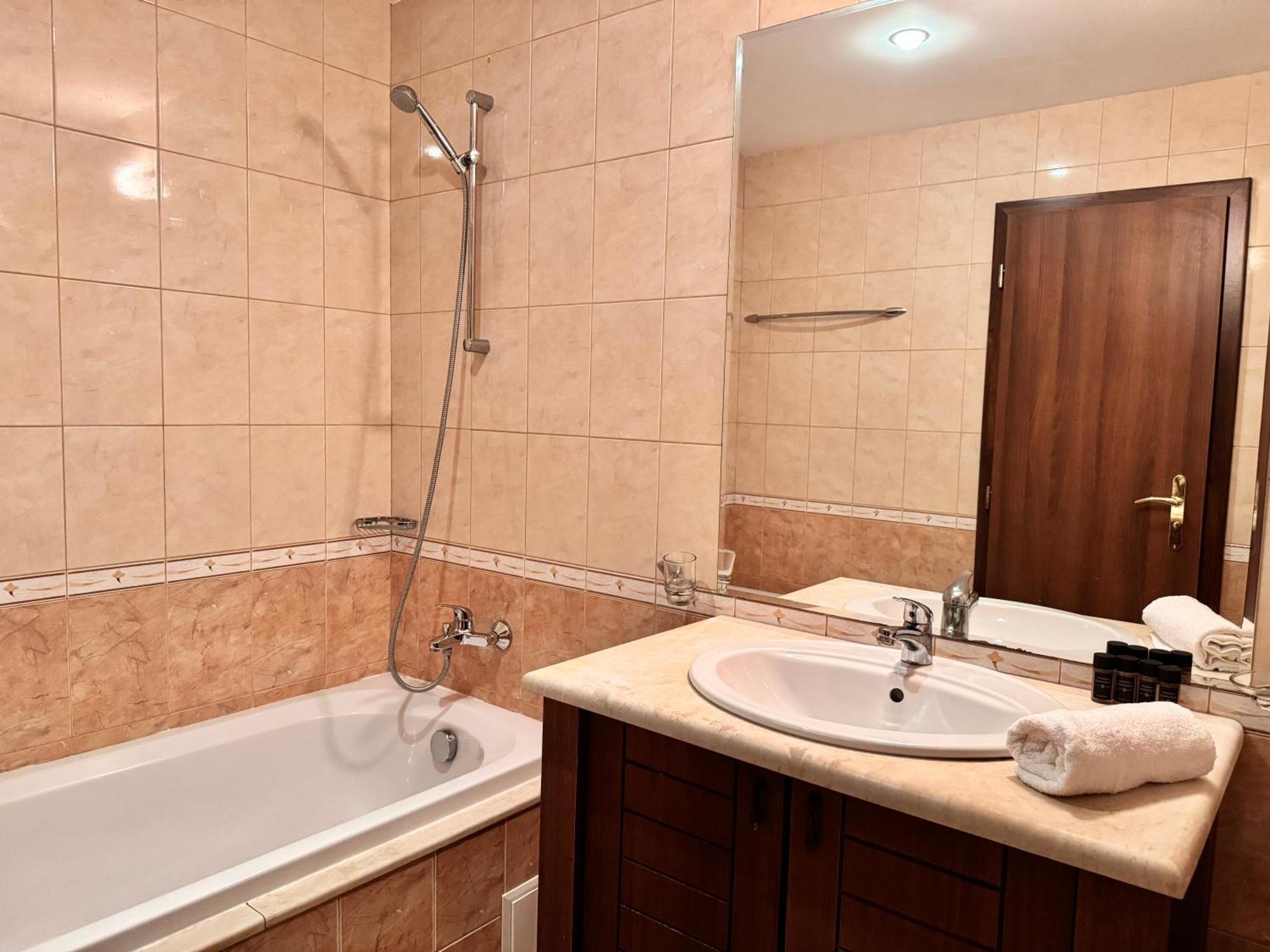 Sea View & Infinity Pool Apartments In Kaliakria Resort Balchik Exterior foto